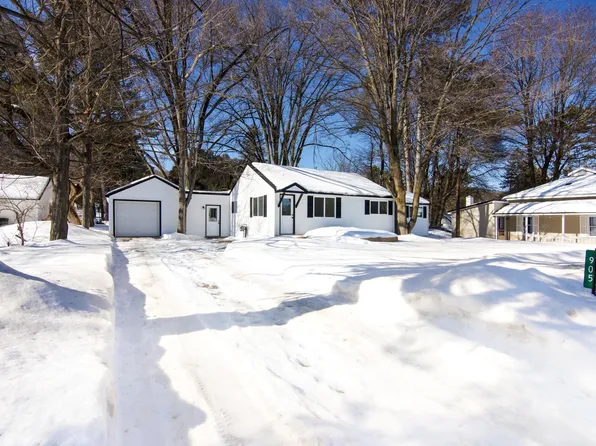 905 N Bridge St, Bellaire, MI 49615