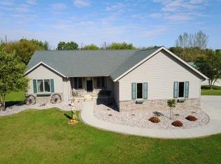 W10025 Church Rd, Waupun, WI 53963