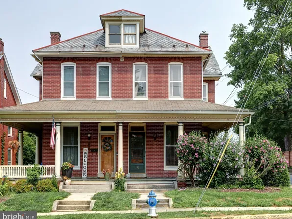 153 E College Ave, Elizabethtown, PA 17022