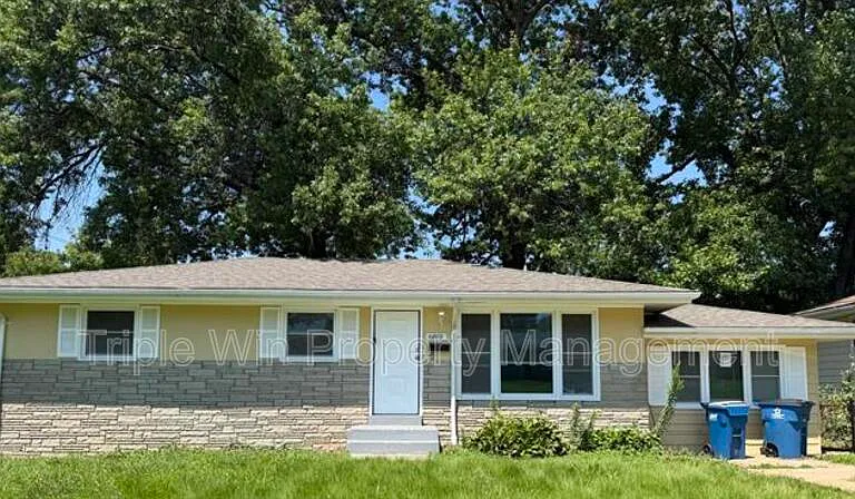 6801 Knoll Ave — Photo 1