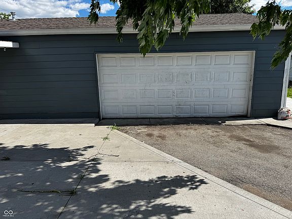 2nd image of 1219 S Tibbs Ave