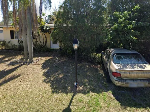 3327 74th St N, Saint Petersburg, FL 33710