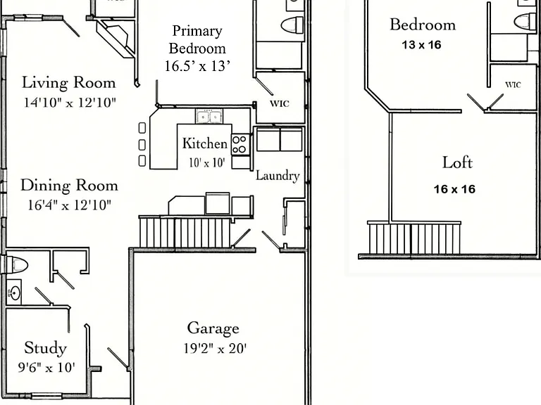 Spacious 2 story townhome lives like a house!