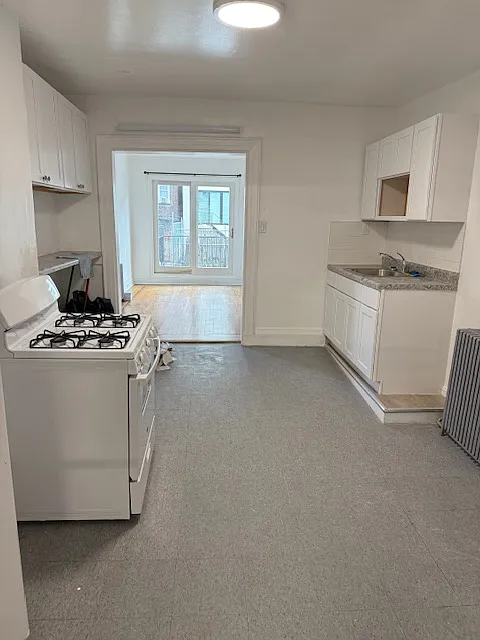 Building Photo - 519 Madison St #1A