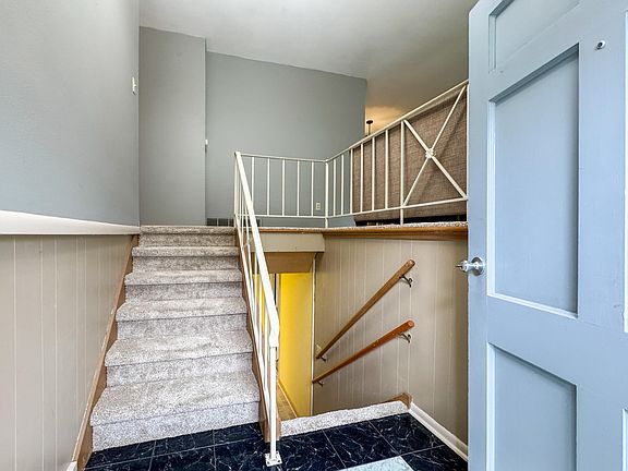 3rd image of 4014 Toronto St