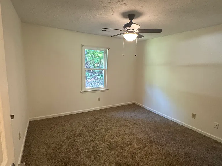 35 Christian Woods Ln — Photo 20
