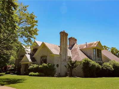 126 Park View Dr, Sewickley, PA, 15143