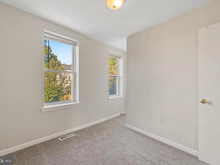 3449 Hickory Ave — Photo 8