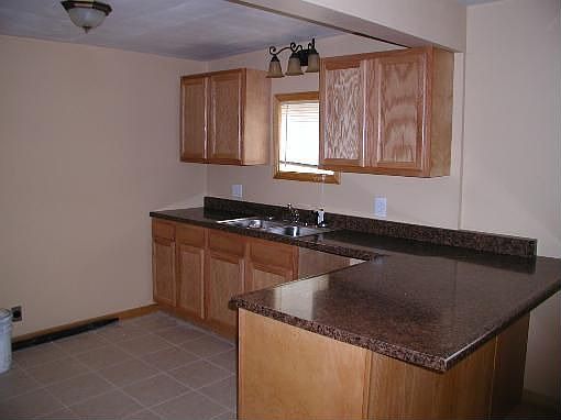 3rd image of 1113 S 6th St