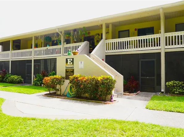 20893 Haulover Cv Unit 8, Lutz, FL 33558