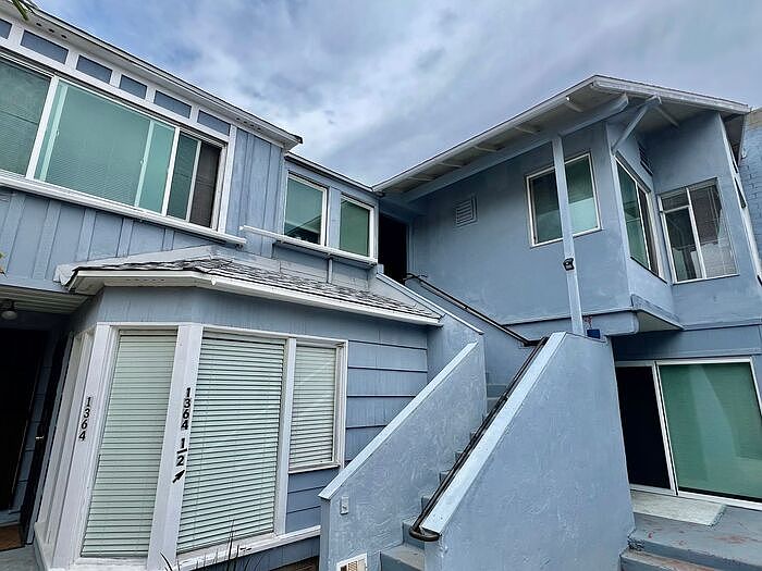 1st image of 1364 1/2 Pacific Beach Dr