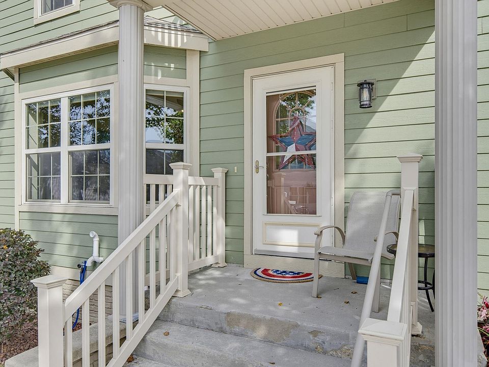 1st image of 1241 N Pine St