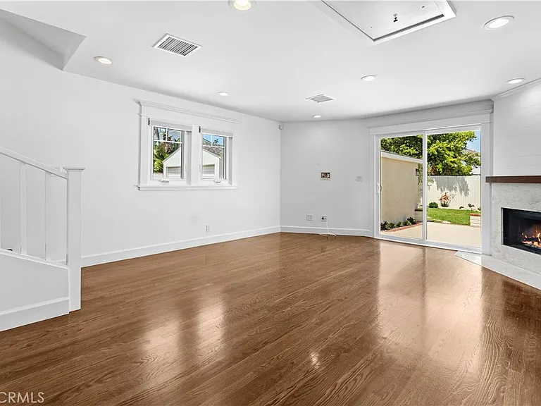 659 W Sycamore Ave — Photo 22