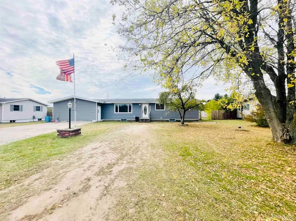 4945 Karen 17.25 St, Escanaba, MI 49829