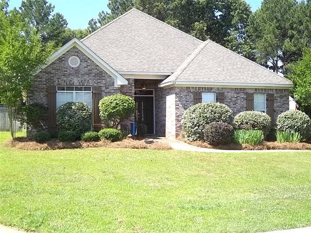 1st image of 113 Deer Creek Dr