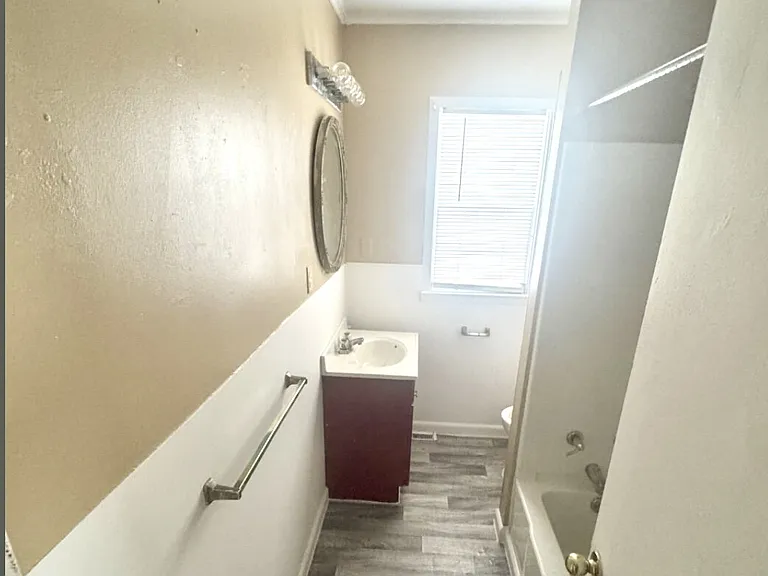 2401 Lowell Ave #1 — Photo 8