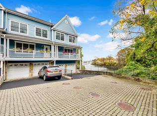 752 Pelham Rd #4, New Rochelle, NY 10805