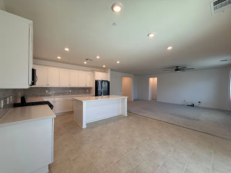 3918 Westbrook Ave — Photo 4