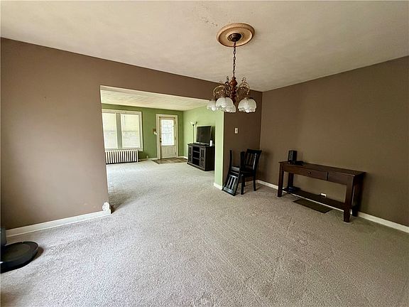 3rd image of 3204 Prairie Ave