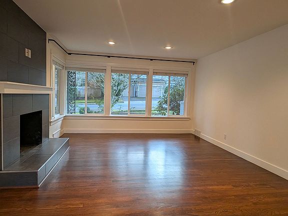 4th image of 10504 SE 16th St