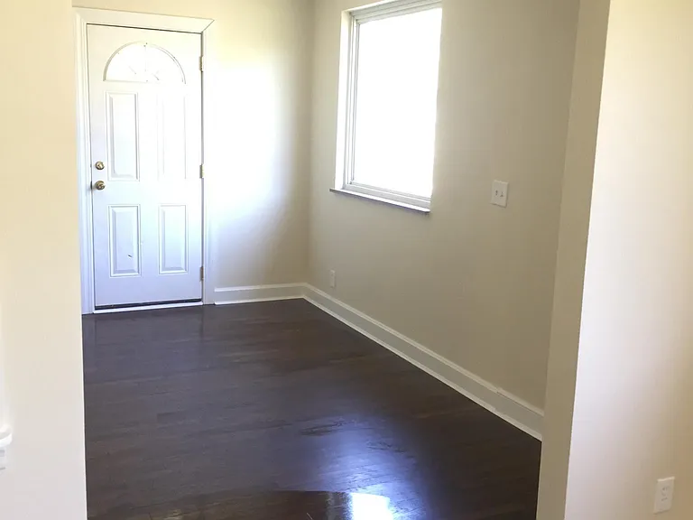 475 Wilke Dr — Photo 9