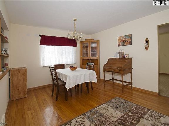 3rd image of 1149-1151 Broadrock Ct