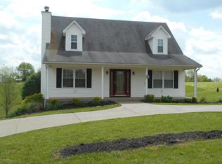 142 Walnut Ln, Taylorsville, KY 40071