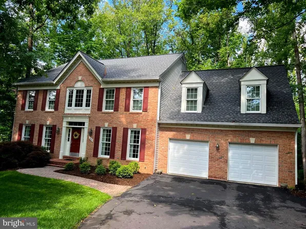 7522 Rambling Ridge Dr, Fairfax Station, VA 22039