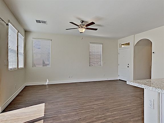 4th image of 943 Nerone Ave