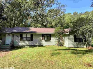 303 Blackfoot St, Chickasaw, AL 36611