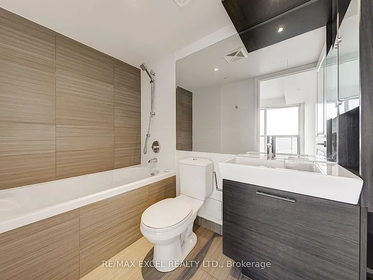 386 Yonge St #4904 — Photo 38