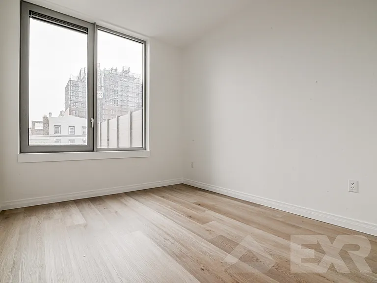957 Atlantic Ave #204 — Photo 3