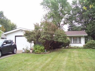 6575 Burton Dr, Brookpark, OH 44142