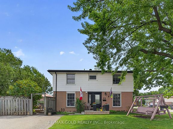 2nd image of 92 Cathcart Cres