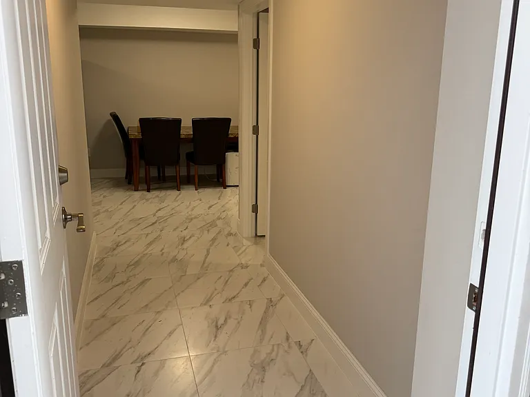 183 Mac Gregor St #1 — Photo 11