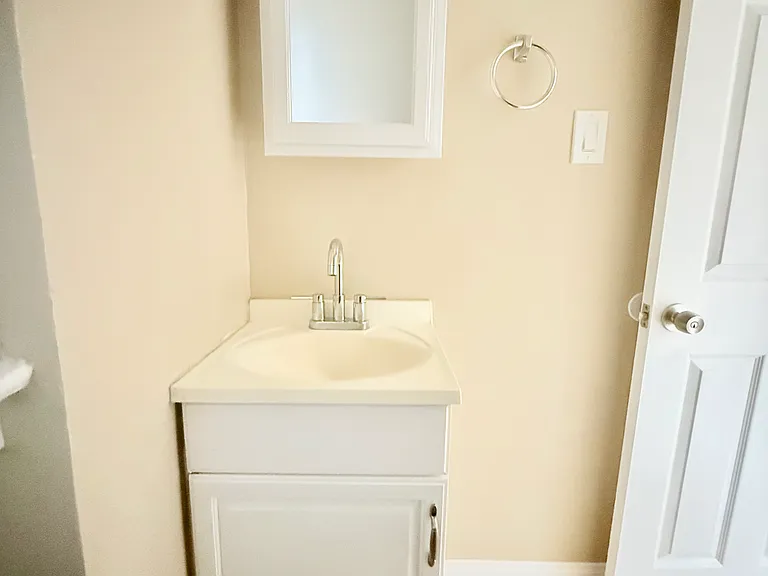 354 Chestnut Ave #27 — Photo 10