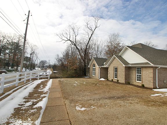 3rd image of 56 Rustic Bridge Dr