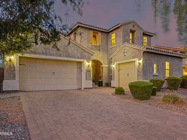 7857 S PENROSE Drive, Gilbert, AZ 85298