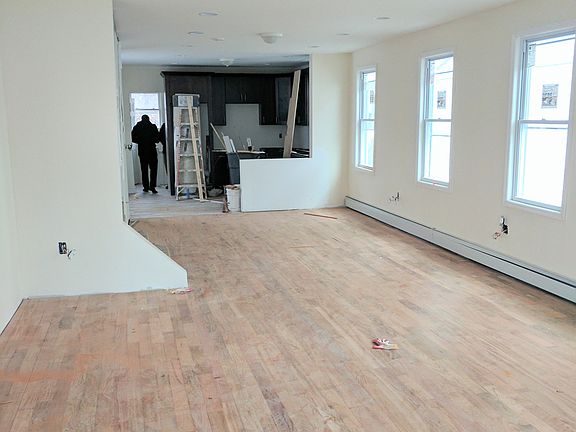 5th image of 183-00 144 Ave