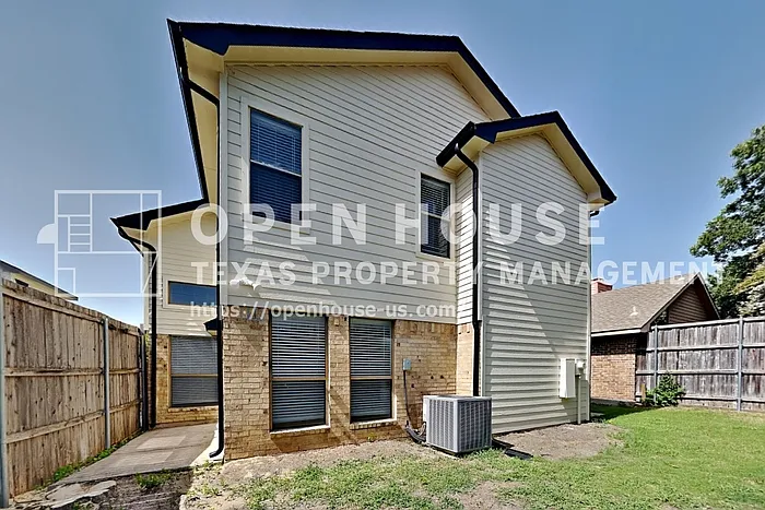 2104 Rose Cliff Ln — Photo 19