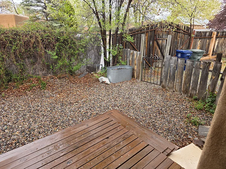 525 Agua Fria St #D — Photo 12