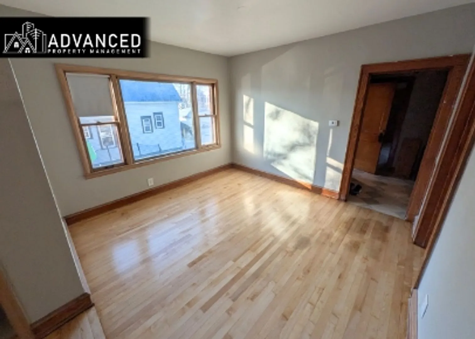 3893 Doctor William Finlayson Street — Photo 4