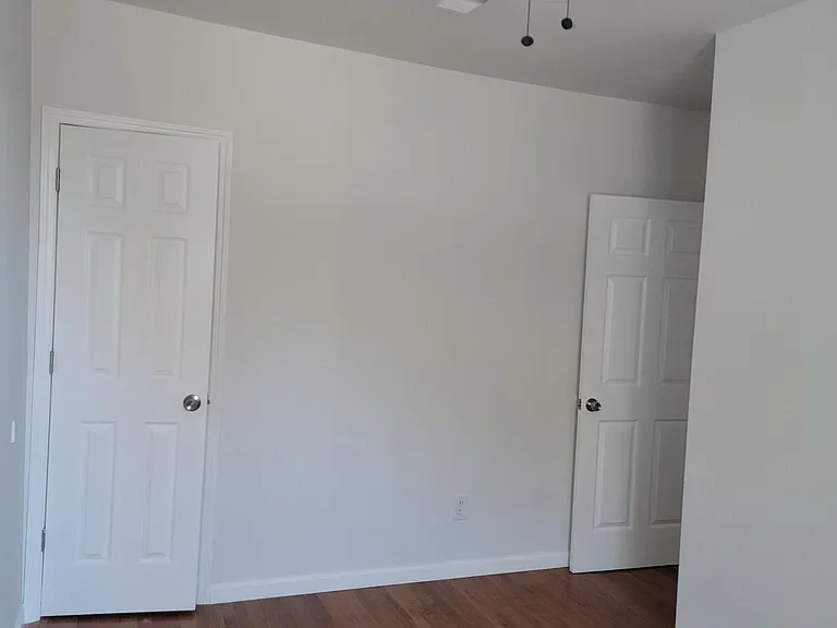 125 William St #3 — Photo 8