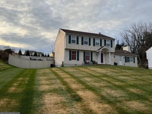 614 Camelot Dr, Bel Air, MD 21015