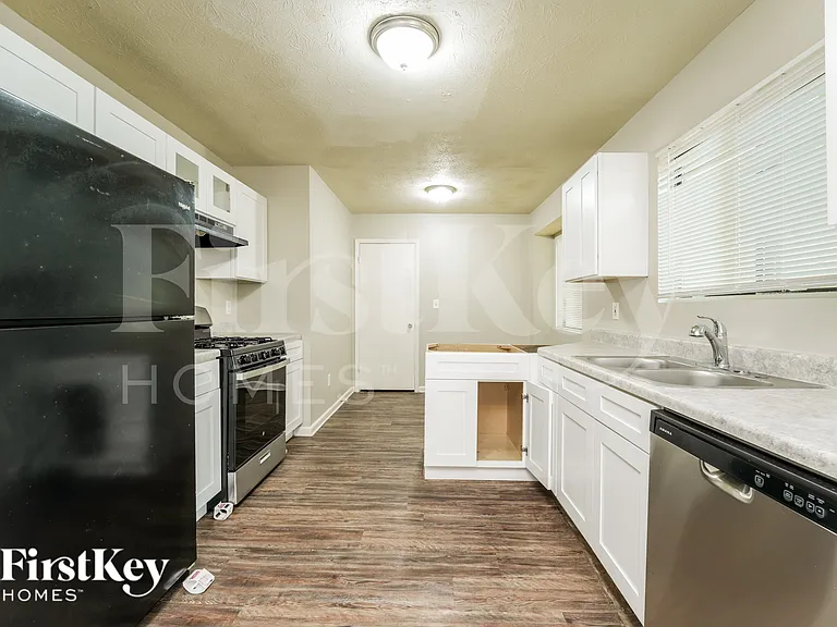 5534 Petite Ct — Photo 5