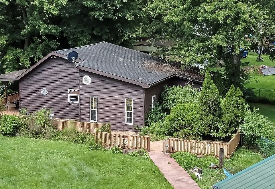 1st image of 825 Hannaman Ln