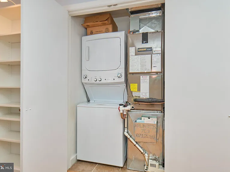 2501 Arlington Blvd #2 — Photo 21