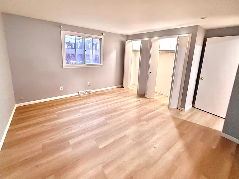 349 Carmen Rd #4 — Photo 6