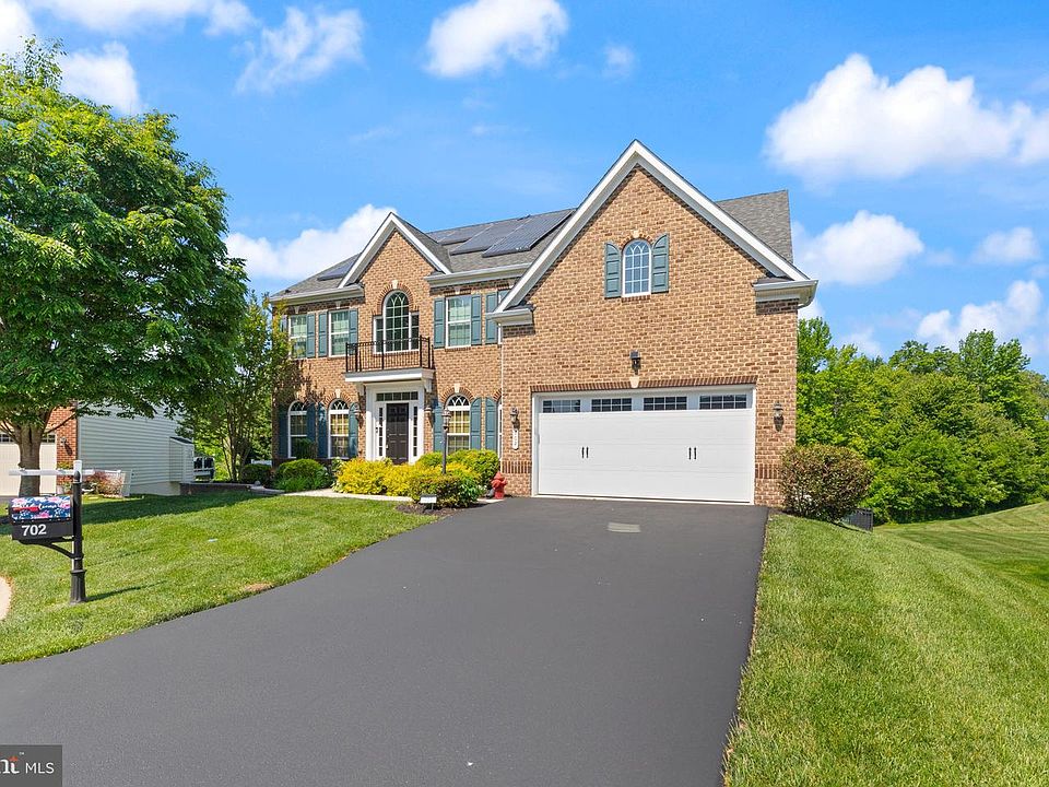 1st image of 702 Monarchos Dr