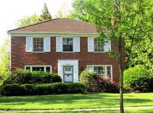 19219 Scottsdale Blvd, Shaker Heights, OH